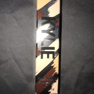 Kylie cosmetics concealer